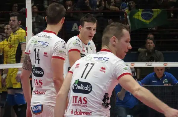 Finale di Coppa Italia a senso unico: Ngapeth e compagni bissano il successo dello scorso anno davanti agli 11.000 del Forum di Assago.