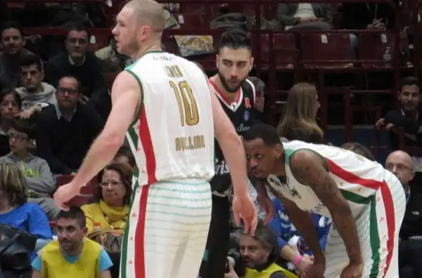 La squadra di Sacripanti elimina la testa di serie numero 1 della Final Eight.