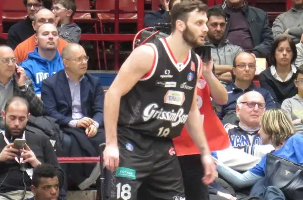 La squadra di Sacripanti elimina la testa di serie numero 1 della Final Eight.