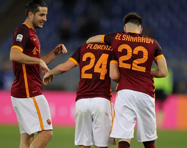 I giallorossi superano i doriani all'Olimpico nel posticipo con i gol di Florenzi e Perotti e tornano pienamente in corsa per il terzo posto. Di Fernando il gol dei blucerchiati.