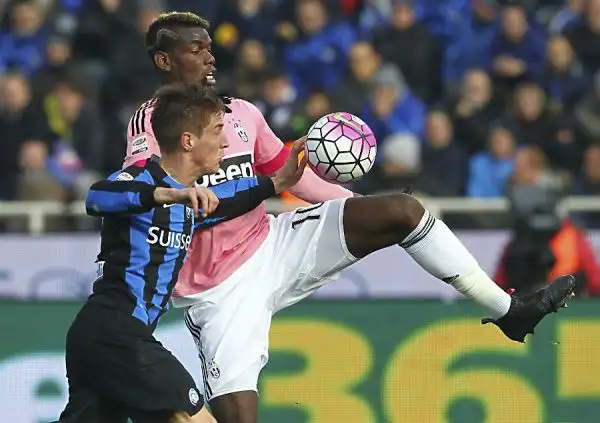  La squadra di Allegri stende i nerazzurri grazie alla rete di Barzagli, e alla marcatura di Lemina nel finale: Buffon è a 100' dal record assoluto di imbattibilità, detenuto da Sebastiano Rossi.