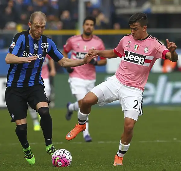  La squadra di Allegri stende i nerazzurri grazie alla rete di Barzagli, e alla marcatura di Lemina nel finale: Buffon è a 100' dal record assoluto di imbattibilità, detenuto da Sebastiano Rossi.