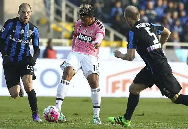  La squadra di Allegri stende i nerazzurri grazie alla rete di Barzagli, e alla marcatura di Lemina nel finale: Buffon è a 100' dal record assoluto di imbattibilità, detenuto da Sebastiano Rossi.