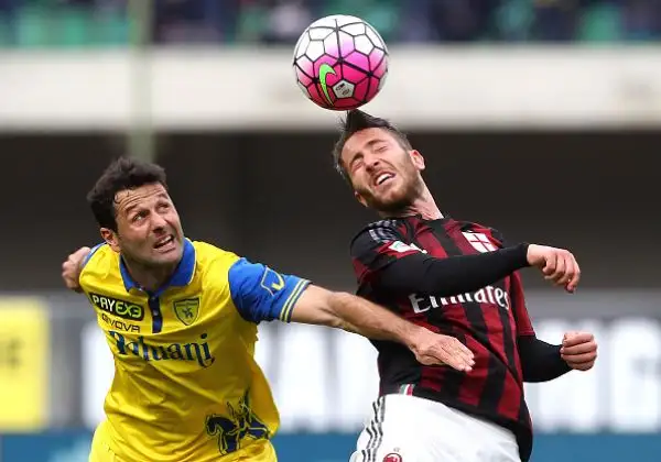 Il Milan fallisce anche con il Chievo. Finisce a reti bianche il lunch match della 29esima giornata tra Chievo e Milan.