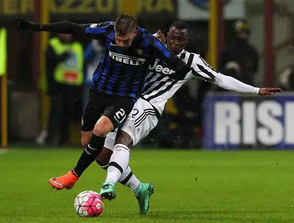 La Juventus è in finale di Coppa Italia dopo una partita incredibile a San Siro. I bianconeri domano solo ai rigori (5-4) un'Inter orgogliosa, capace di rimontare le tre reti subite a Torino.