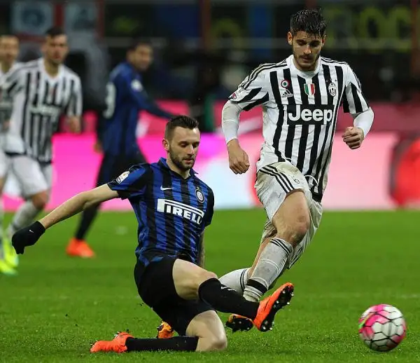 La Juventus è in finale di Coppa Italia dopo una partita incredibile a San Siro. I bianconeri domano solo ai rigori (5-4) un'Inter orgogliosa, capace di rimontare le tre reti subite a Torino.