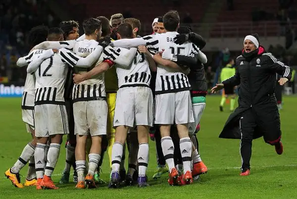 La Juventus è in finale di Coppa Italia dopo una partita incredibile a San Siro. I bianconeri domano solo ai rigori (5-4) un'Inter orgogliosa, capace di rimontare le tre reti subite a Torino.
