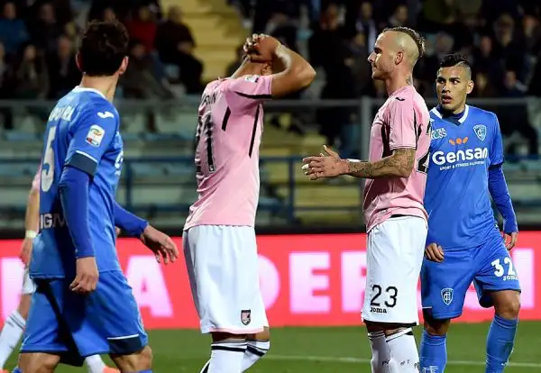 Sbadigli nel primo anticipo di serie A: al Castellani Empoli e Palermo non si fanno male, per un pari  che non lascia tranquilli i rosanero, che domenica rischiano di trovarsi in zona retrocessione.