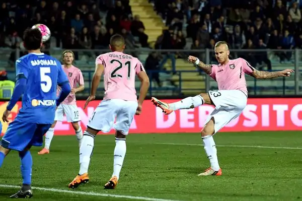 Sbadigli nel primo anticipo di serie A: al Castellani Empoli e Palermo non si fanno male, per un pari  che non lascia tranquilli i rosanero, che domenica rischiano di trovarsi in zona retrocessione.