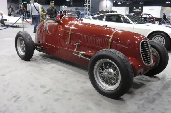 Grande spettacolo a Fiera Milano Rho per il salone delle auto d'epoca.