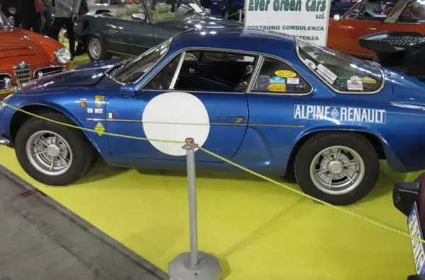 Grande spettacolo a Fiera Milano Rho per il salone delle auto d'epoca.