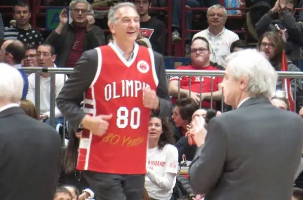 Le foto delle celebrazioni per gli 80 anni dell'Olimpia, con Meneghin, Fucka, Gallinari, Premier, Riva e tanti altri.