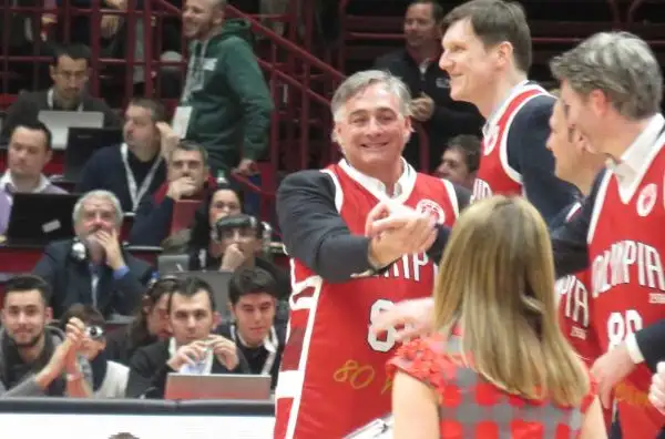 Le foto delle celebrazioni per gli 80 anni dell'Olimpia, con Meneghin, Fucka, Gallinari, Premier, Riva e tanti altri.