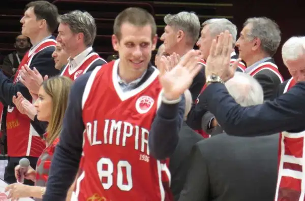 Le foto delle celebrazioni per gli 80 anni dell'Olimpia, con Meneghin, Fucka, Gallinari, Premier, Riva e tanti altri.