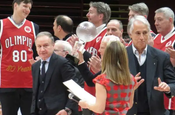 Le foto delle celebrazioni per gli 80 anni dell'Olimpia, con Meneghin, Fucka, Gallinari, Premier, Riva e tanti altri.