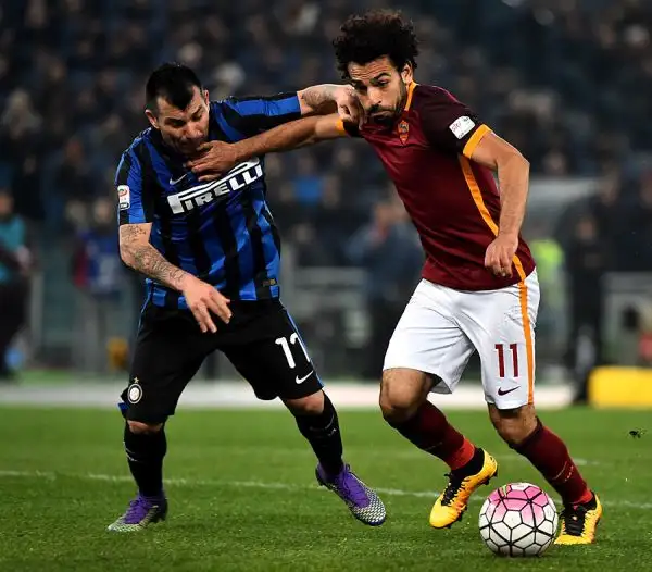 Perisic illude gli ospiti, raggiunti nel finale da Nainggolan che conserva il +5 dei giallorossi nella corsa al terzo posto che vale la Champions League.