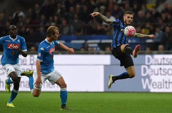 Icardi 7. Sarà anche partito in fuorigioco ma è tornato il cinico goleador della scorsa stagione.