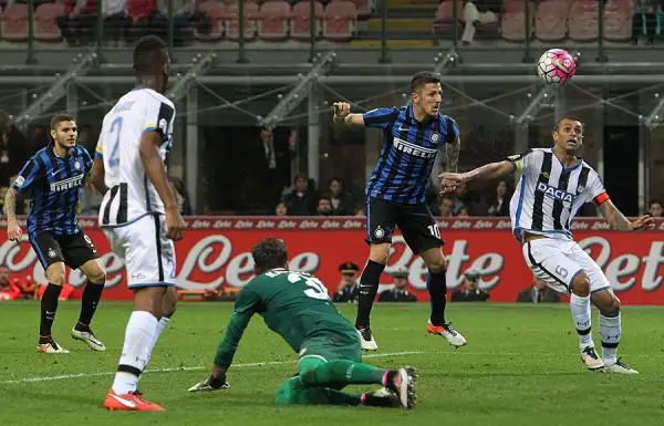 Ritorno alla vittoria per l'Inter, che piega in rimonta l'Udinese 3-1 con due marcatori che attendeva da tempo: Jovetic (doppietta) e Eder. Inutile la rete iniziale di Thereau.