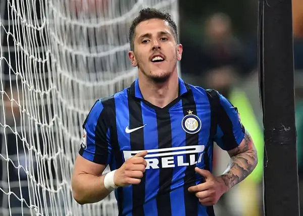 Ritorno alla vittoria per l'Inter, che piega in rimonta l'Udinese 3-1 con due marcatori che attendeva da tempo: Jovetic (doppietta) e Eder. Inutile la rete iniziale di Thereau.