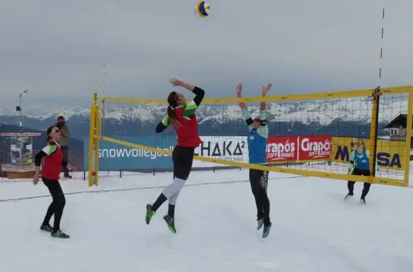 Le ragazze del team Nutrilite Greta Cicolari e Giulia Toti a Plan de Corones si sono laureate campionesse d'Europa del CEV Snow Volleyball European Tour.