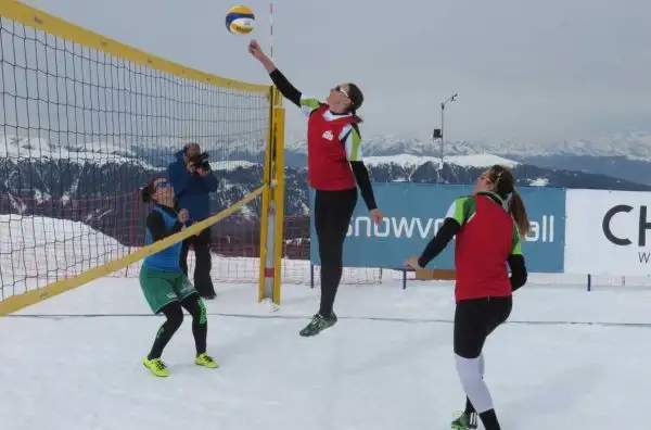 Le ragazze del team Nutrilite Greta Cicolari e Giulia Toti a Plan de Corones si sono laureate campionesse d'Europa del CEV Snow Volleyball European Tour.