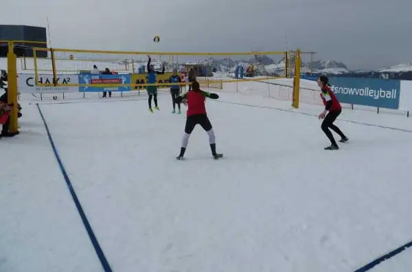 Le ragazze del team Nutrilite Greta Cicolari e Giulia Toti a Plan de Corones si sono laureate campionesse d'Europa del CEV Snow Volleyball European Tour.