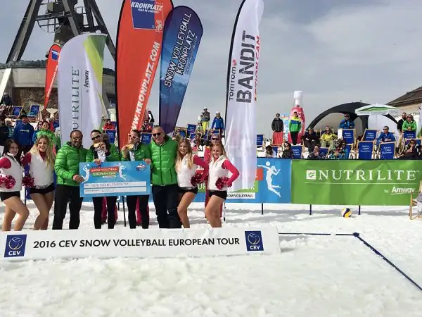 Le ragazze del team Nutrilite Greta Cicolari e Giulia Toti a Plan de Corones si sono laureate campionesse d'Europa del CEV Snow Volleyball European Tour.