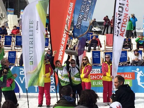 Le ragazze del team Nutrilite Greta Cicolari e Giulia Toti a Plan de Corones si sono laureate campionesse d'Europa del CEV Snow Volleyball European Tour.