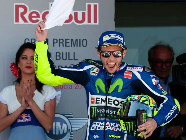 Le immagini del trionfo di Valentino Rossi che ha dominato il week end del GP di Spagna proprio in casa dei suoi rivali Jorge Lorenzo e Marc Marquez.