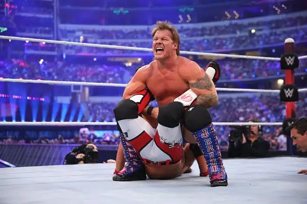 La WWE ha annunciato che ha fatto segnare un nuovo record: 101.763 tifosi presenti ad Arlington in Texas.