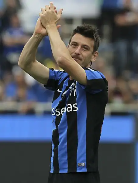 All'Azzurri di Italia finisce in parità: friulani salvi e standing ovation del pubblico di Bergamo per Bellini, all'ultima partita della carriera. DI Zapata e dello stesso Bellini i gol del match.