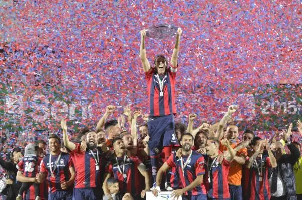 La squadra di Juric chiude la sua cavalcata in serie B con una vittoria.