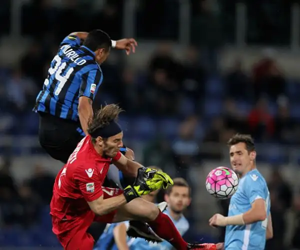 Fallimento Inter: fuori dalla Champions. La sconfitta contro la Lazio chiude i giochi.