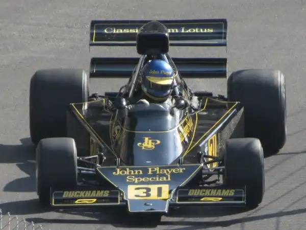 Grande giornata nel principato all'insegna delle auto di Formula 1 degli anni '60-'70.