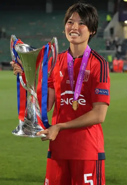 A Reggio Emilia la giocatrice giapponese ha segnato dal dischetto il gol decisivo per la vittoria della Women's Champions League del Lione.