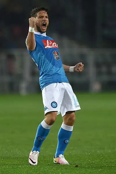 Sorride il Napoli, che vince in casa del Toro e mantiene la seconda posizione in classifica. Ancora a segno Higuain, eguagliato Angelillo, Callejon e Bruno Peres.