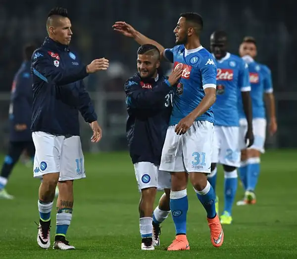Sorride il Napoli, che vince in casa del Toro e mantiene la seconda posizione in classifica. Ancora a segno Higuain, eguagliato Angelillo, Callejon e Bruno Peres.