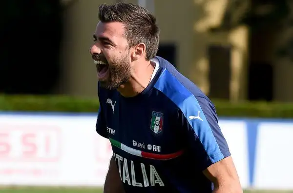 Sale l'attesa per l'esordio dell'Italia che lunedì affronterà il Belgio a Lione, Conte e i giocatori della nazionale hanno preparato al meglio la campagna europea a Coverciano.