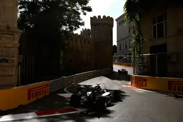 Monopolio di Rosberg, Vettel secondo. Ferrari ancora sul podio a Baku.