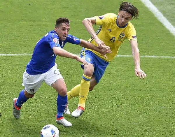 Giaccherini 5,5. Non riesce a sfruttare le sue penetrazioni in mezzo ai colossi svedesi.