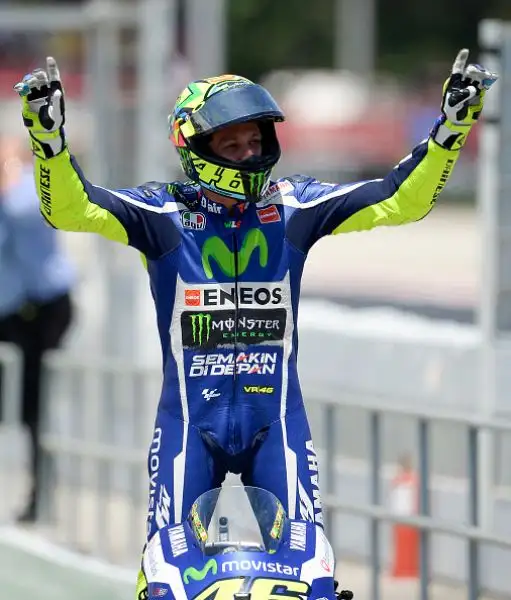 Rossi fa il colpo in Catalogna. Valentino vince davanti a Marquez e Pedrosa.