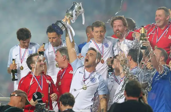 La pop Star britannica, ex componente dei Take That, ha giocato all'Old Trafford di Manchester, il Teatro dei sogni, in occasione del Soccer Aid 2016.