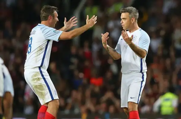 La pop Star britannica, ex componente dei Take That, ha giocato all'Old Trafford di Manchester, il Teatro dei sogni, in occasione del Soccer Aid 2016.