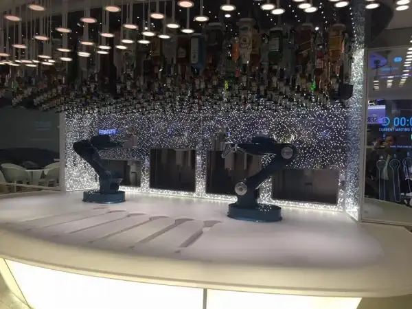 Sportal.it ha visitato a La Spezia Harmony of the Seas di Royal Caribbean International: dalla pista di pattinaggio su ghiaccio ai simulatori di surf, dal minigolf alla parete da scalata e molto altro