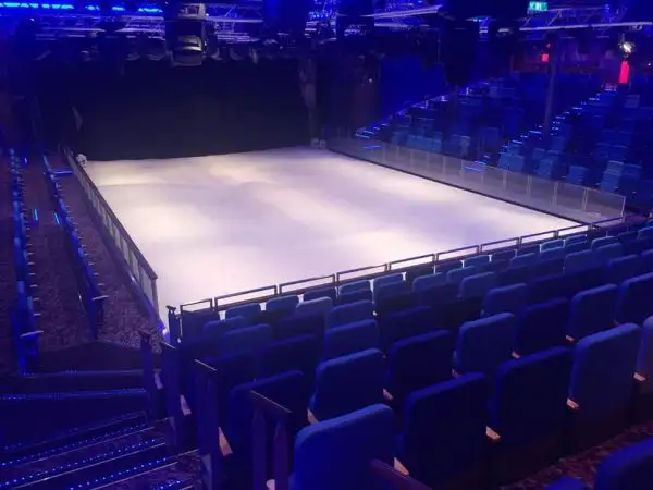 Sportal.it ha visitato a La Spezia Harmony of the Seas di Royal Caribbean International: dalla pista di pattinaggio su ghiaccio ai simulatori di surf, dal minigolf alla parete da scalata e molto altro