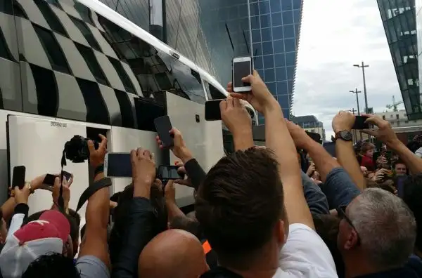 Grande atmosfera e splendida cornice di tifosi a margine della sfida di Dublino tra i blaugrana di Luis Enrique e gli scozzesi, che si sfidano in un incontro valido per l'International Champions Cup.