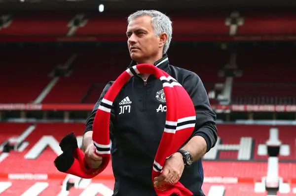 "Ci sono allenatori che non vincono titoli da 10 anni. Altri che non hanno mai vinto. L'ultima volta che ho vinto è stato solo un anno fa", ecco le prime parole del nuovo tecnico dei Red Devils.
