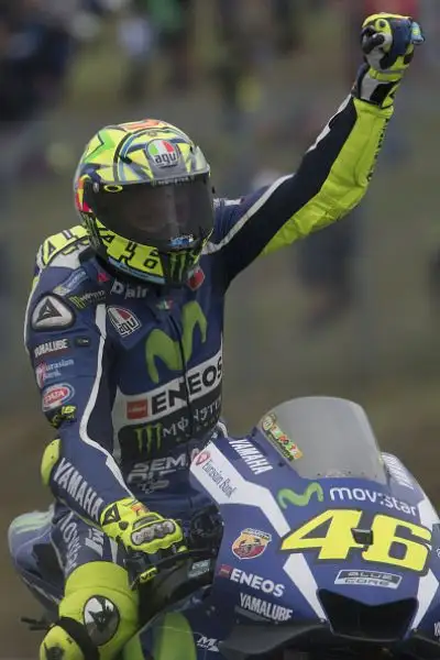 Crutchlow ha vinto a sorpresa il Gran Premio della Repubblica Ceca, la sua prima vittoria nella classe regina, il britannico ha chiuso davanti a Rossi e Marquez.