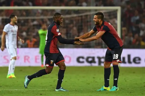Festeggia il Genoa in casa contro il Cagliari: sotto per 1-0 contro la matricola (Borriello), il Grifone ribalta il risultato con Ntcham, Laxalt e Rigoni.