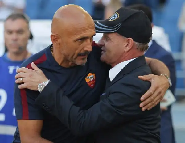 Esordio in goleada per la Roma in serie A. All'Olimpico la squadra di Spalletti lancia un messaggio alla favoritissima Juve travolgendo l'Udinese grazie alla doppietta di Perotti, Dzeko e Salah.